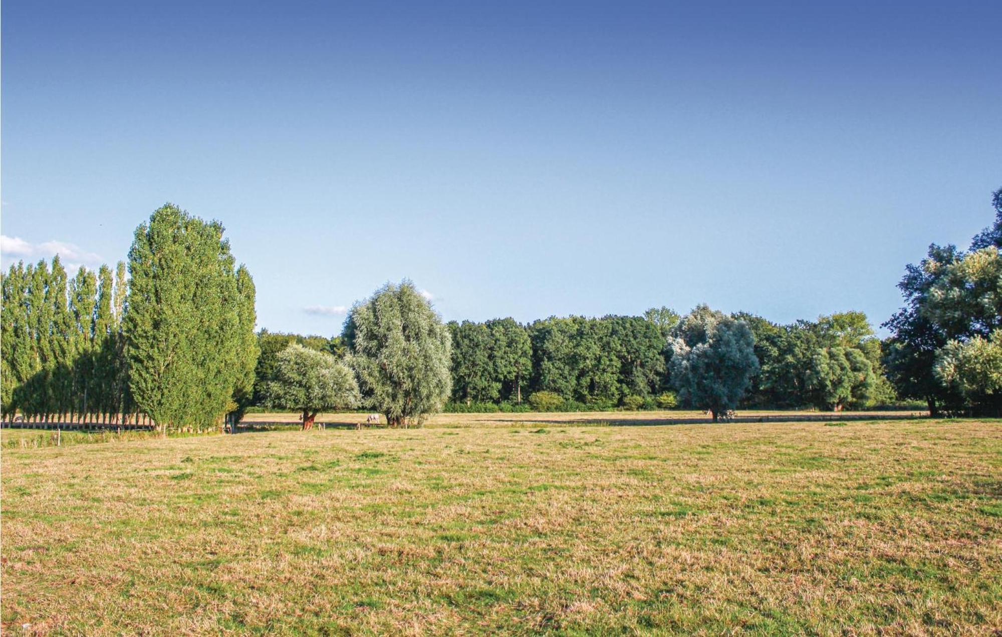 4 Bedroom Awesome In Brugge